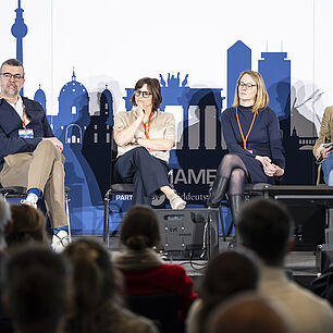 Podiumsdiskussion bei den 20. Münchner AIDS- und Infektiologie-Tagen 2026 in Berlin